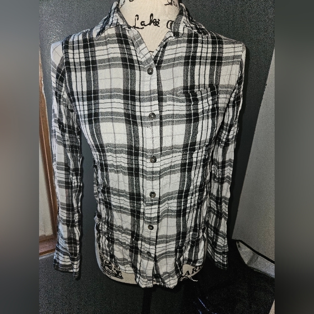 SO Womans Long Sleeve Plaid Top